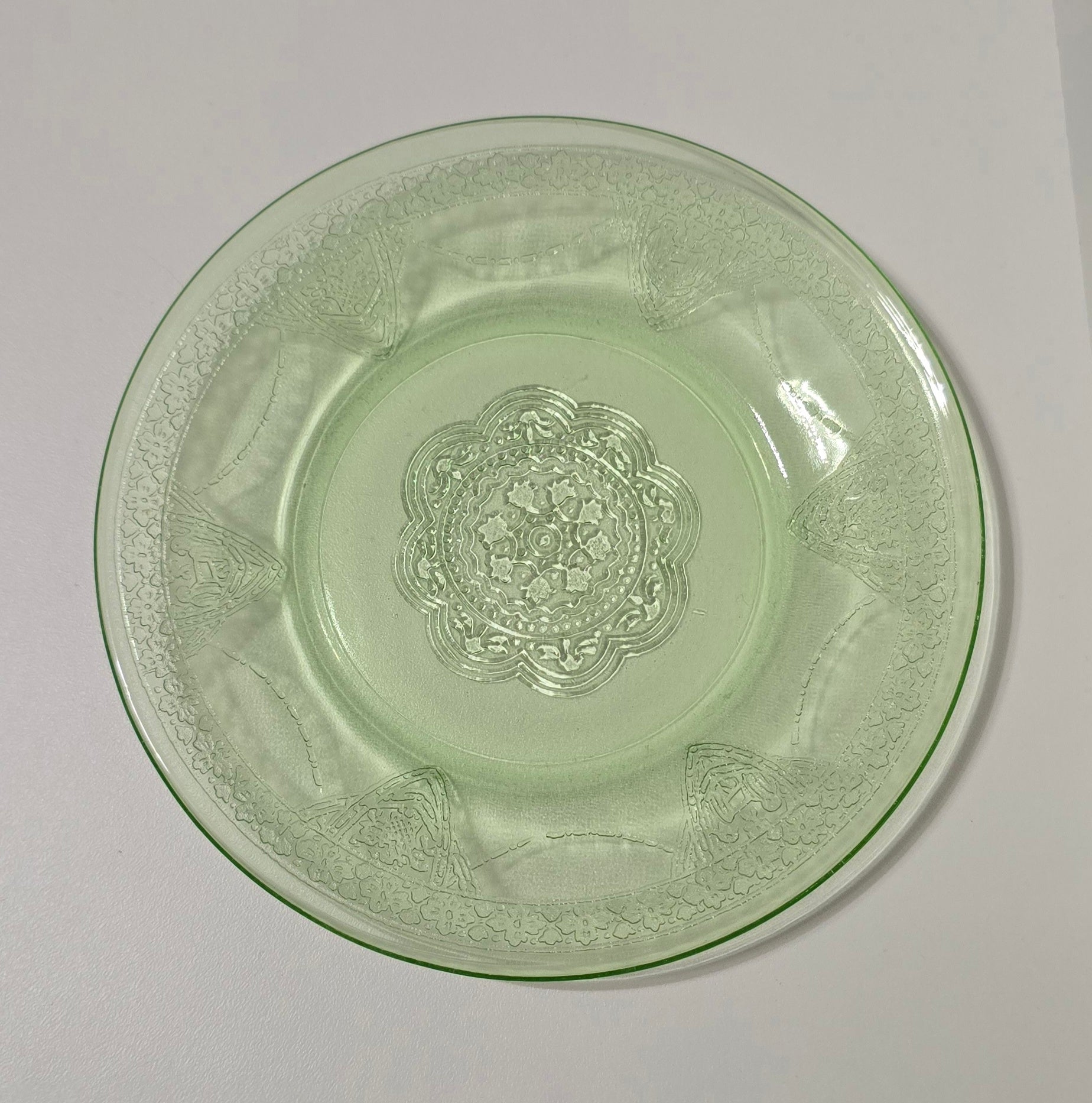 Green Depression Glass Bread Butter Plate Glows in UV Light